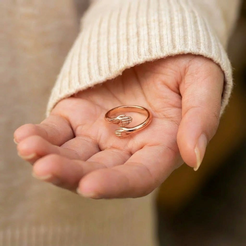 RYLOVA Hug Ring - Adjustable